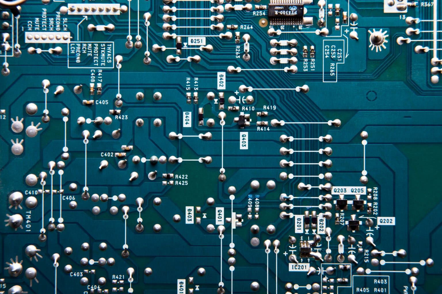 Understanding FPGA Architecture- from Logic Blocks to I/O